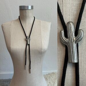 EJC Vintage silver pewter cactus bolo tie on black chord with silver tips 1989